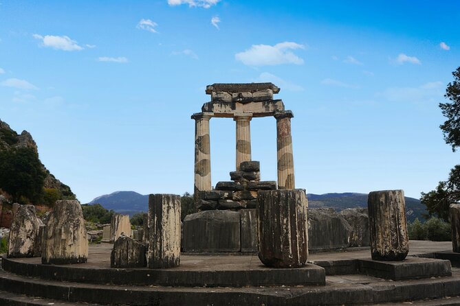 Premium Delphi Day Trip with an Expert Guide, Museum & Lunch - Why Delphi is worth the long ride from Athens