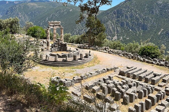Premium Delphi Day Trip with an Expert Guide, Museum & Lunch - What the $38.52 price really gets you
