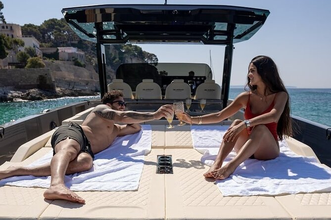 Private 5-Hour Cruise on Brand-New Luxury Yacht in Mykonos (Para Voce) - Pickup, boarding, and the first minutes at sea