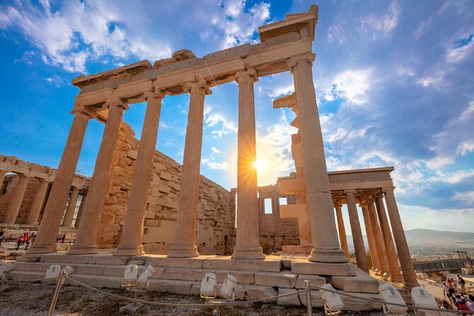 "Private City Tour of Athens" - Acropolis Museum and the limits of driver guiding