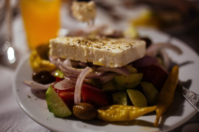 Private Food Tour of Athens: 6 or 10 Tastings - What the guides add to the experience