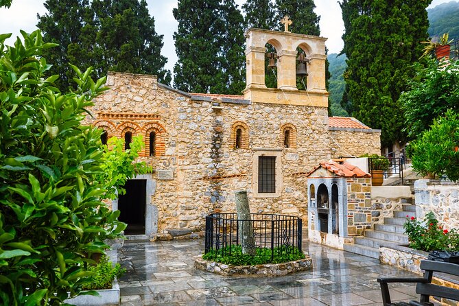 Private Full-Day Knossos-Lasithi Plateau-Cave of Zeus from Elouda - Local tastes that make the day personal