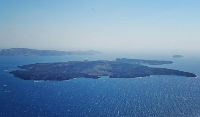 Rent a Boat in Santorini without a License - Getting to the meeting point