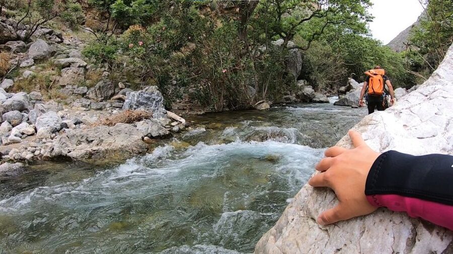 Rethymno: Canyoning Tour in the Kourtaliotiko Gorge - Jumps, swimming, and time in the pools