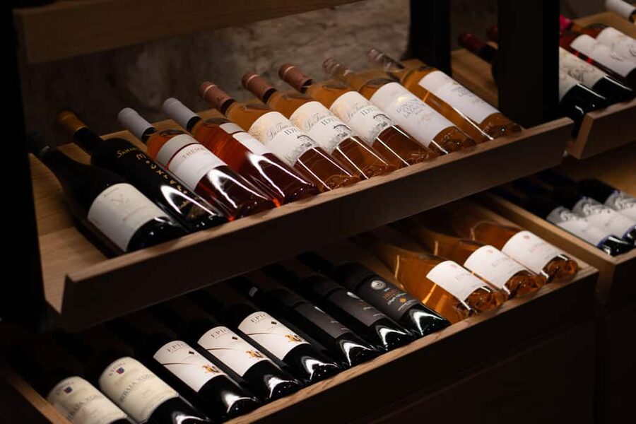 Rethymno: Cretan Wine Tasting Guided Tour with Local Food - Who should book this tasting?