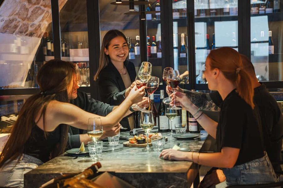 Rethymno: Cretan Wine Tasting Guided Tour with Local Food - How to make the most of the 1.5 hours