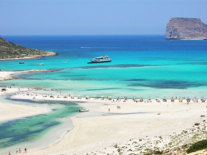 Rethymno: Gramvousa & Balos Lagoon Day Trip with Boat Ticket - The bus from Rethymno to Kissamos