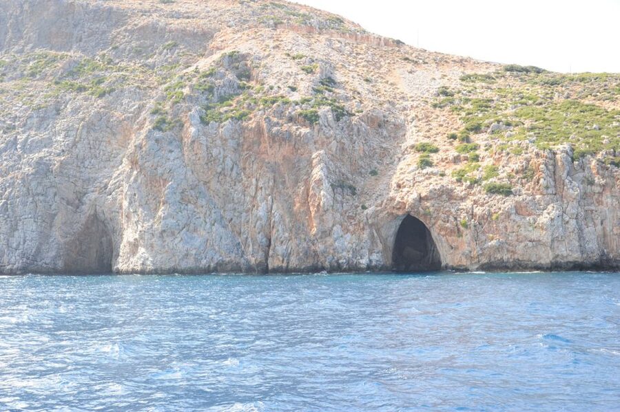 Rethymno: Mini Pirate Boat Cruise with Swimming Stop - Leaving Rethymno Beneath Fortezza