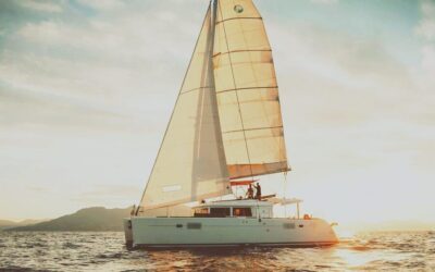 Sunset Catamaran Cruise – Sushi & Open Bar
