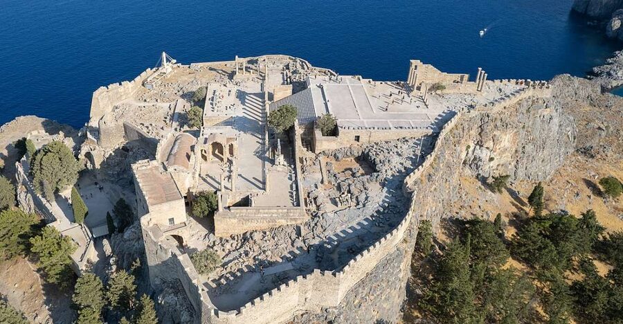 Rhodes: Acropolis of Lindos Entry Ticket with Audio Guide - The climb to Lindos Acropolis