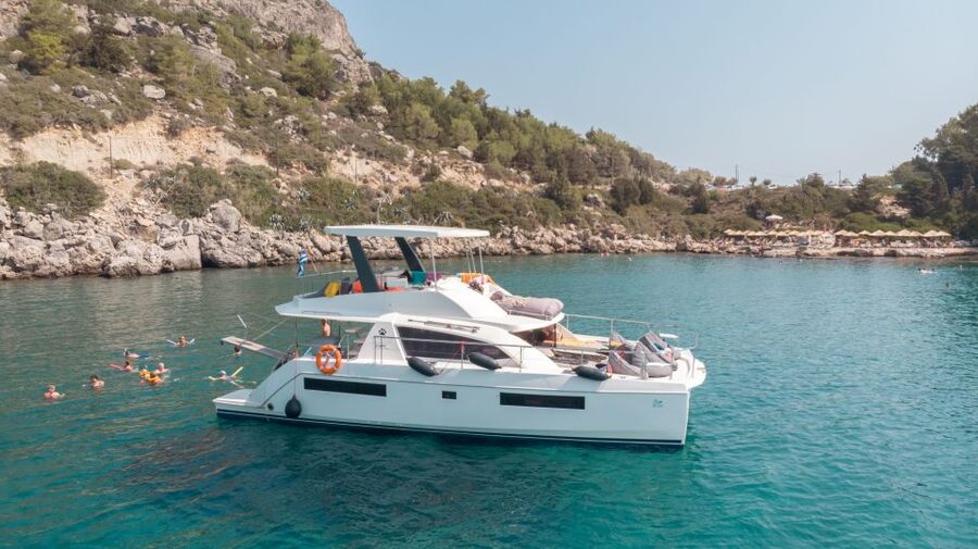 Rhodes: All-Inclusive Catamaran Cruise with Lunch and Drinks - Sailing catamaran or power catamaran?