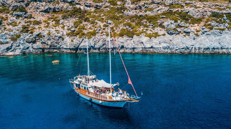 Rhodes: Cruise with 3 Stops, Lunch and Unlimited Drinks - Who will enjoy this cruise most?