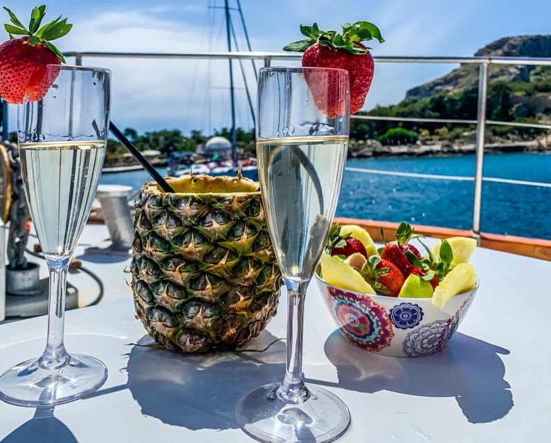 Rhodes: Cruise with 3 Stops, Lunch and Unlimited Drinks - Should you book the Royal Sailing Rhodes cruise?