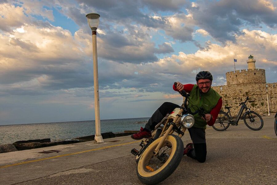 Rhodes: E-bike Highlights Sunset or Morning Photo Tour - Who should book this Rhodes e-bike tour?