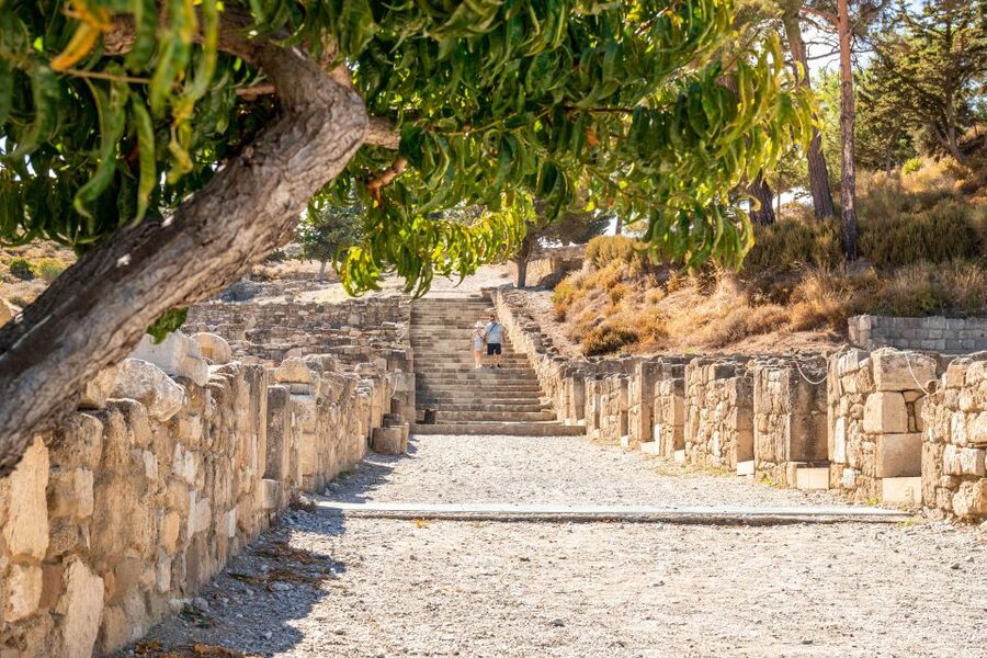 Rhodes: Kamiros, Monolithos and Lindos Village Guided Tour - The guide’s role makes or breaks the day
