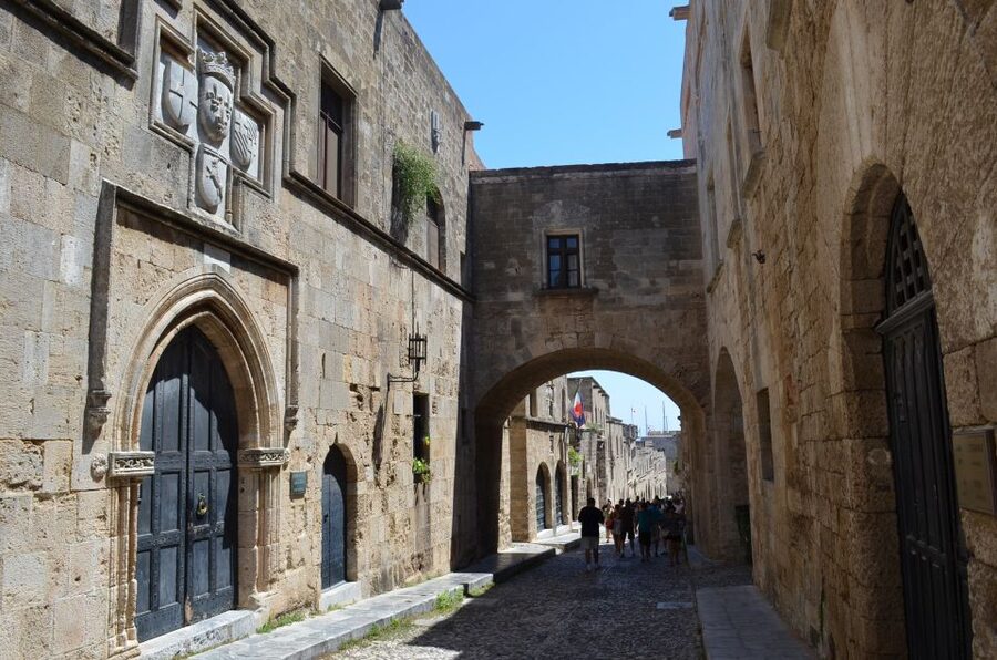 Rhodes: Old Town Walking Tour with Guide - Who will get the most from this tour?
