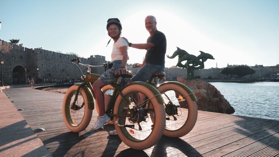 Rhodes: Retro eBike Highlights Tour w/ Personal Photographer - What the photography adds