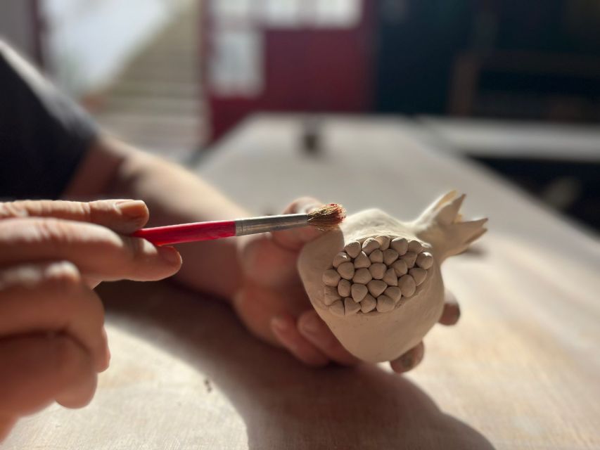Rhodes Town: Pomegranate Pottery Masterclass - The shared exchange: why your souvenir is not your own piece