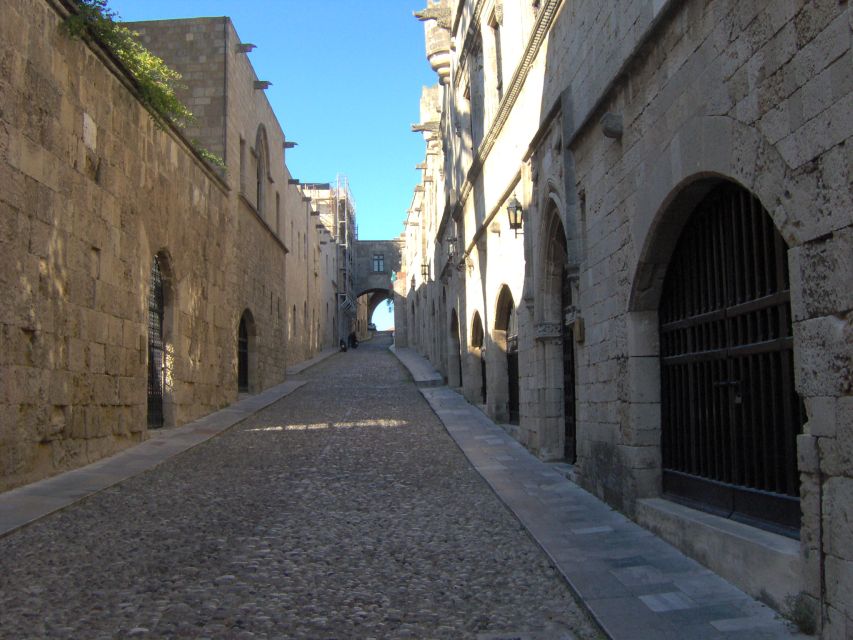 Rhodes Town: Private Walking Tour with a Licensed Guide - Key points to know before you book
