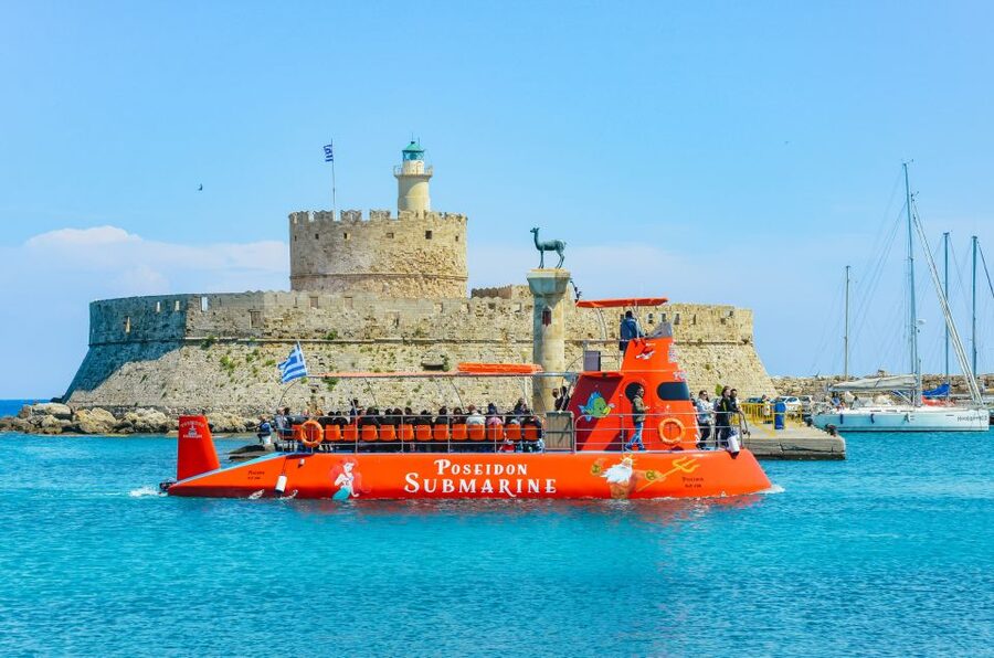 Rhodes Town: Submarine Cruise with Underwater Views - Meeting the boat at Mandraki Harbor