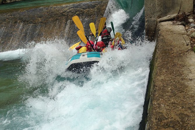 River rafting at Voidomatis River !! Zagori area - Why the Voidomatis River makes a good rafting choice