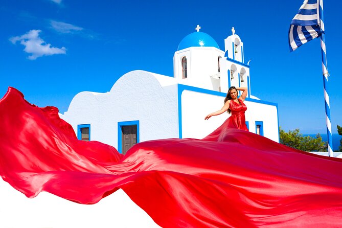 Santorini 2h Private Flying Dress Photoshoot with Transportation - Transportation makes the session easier, but costs time