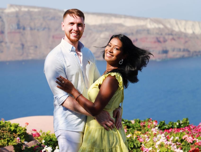 Santorini: 40-Minute Oia Photoshoot - Price, Timing, and Practical Value
