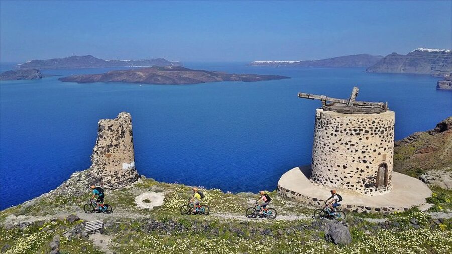 Santorini: Electric Mountain Bike Adventure - What the electric bikes really change