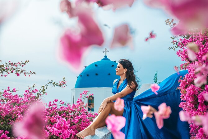 Santorini: Flying Dress Photoshoot - What the strongest praise tells you