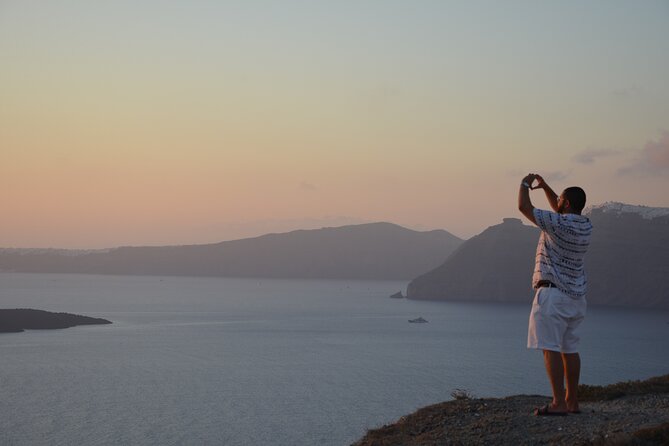 Santorini Highlights Small-Group Tour with Wine Tasting option - Transport, pickup, and the cruise-ship warning