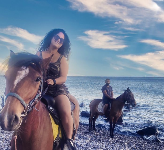 Santorini: Horseback Riding Tour on the Beach - Who should book this ride?