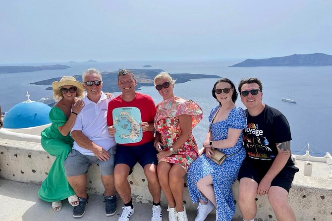 Santorini in 5 hours: Oia, Traditional Villages & Black Beach - Oia deserves your full hour