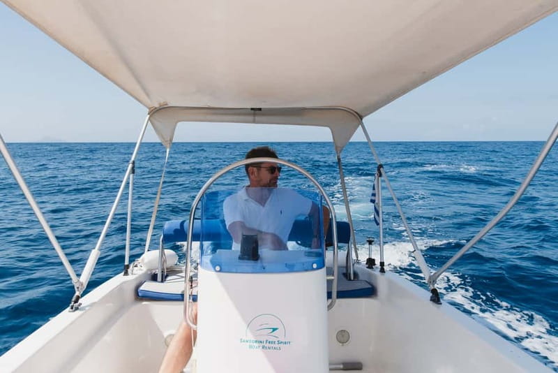 Santorini: License-Free Boat Rental with Ice, Water, & Fruit - Food, shade, and equipment on board