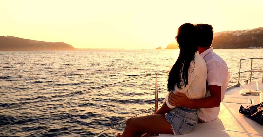 Santorini: Luxury Caldera Cruise with Full Greek Meal - Nea Kameni and the warm springs