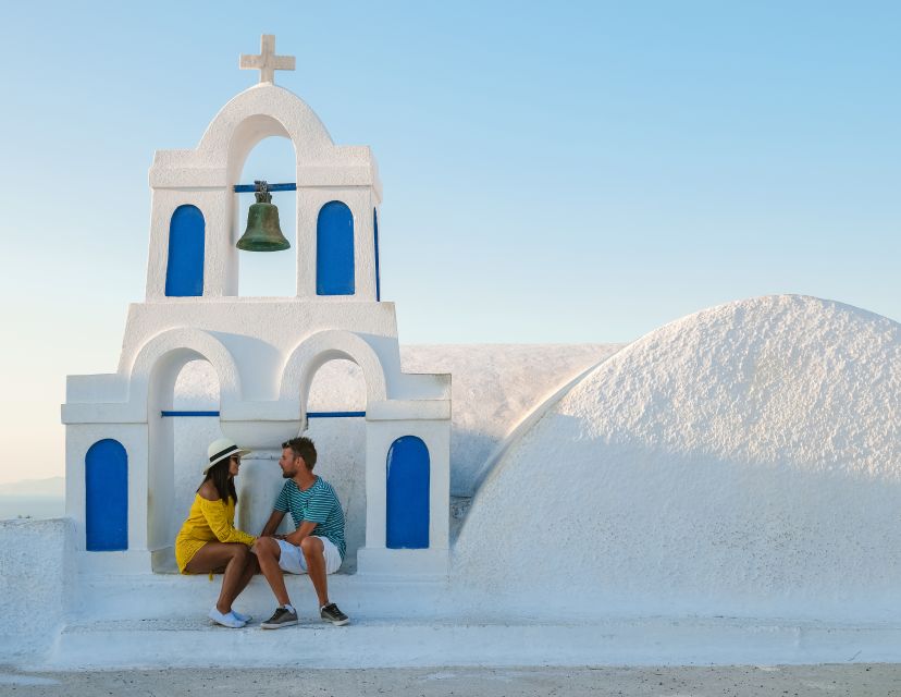 Santorini: Oia Village Professional Photo Shoot - Walking through Oia’s whitewashed lanes