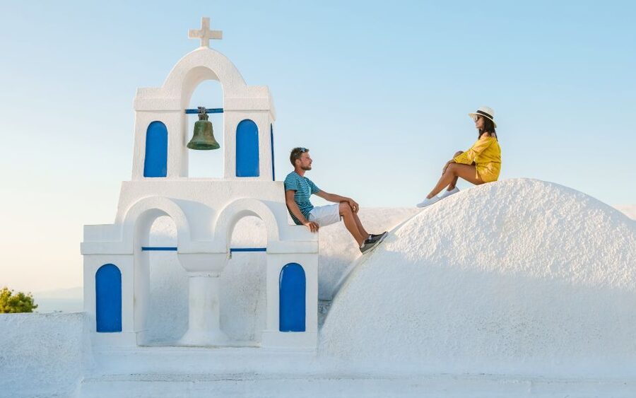 Santorini: Oia Village Professional Photo Shoot - Choosing between 15, 30, and 60 minutes