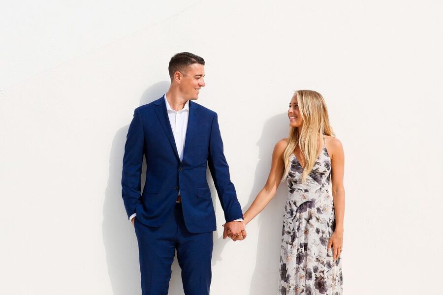 Santorini: Photo Shoot with a Private Vacation Photographer - Couples, proposals, and special occasions