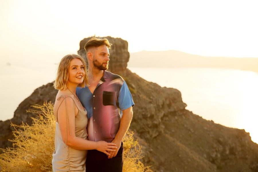 Santorini: Photo Shoot with a Private Vacation Photographer - Choosing between one, two, or three hours