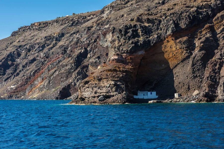Santorini Port: Cruise to Volcano, Hot Springs & Thirassia - Getting to Fira Old Port without a scramble