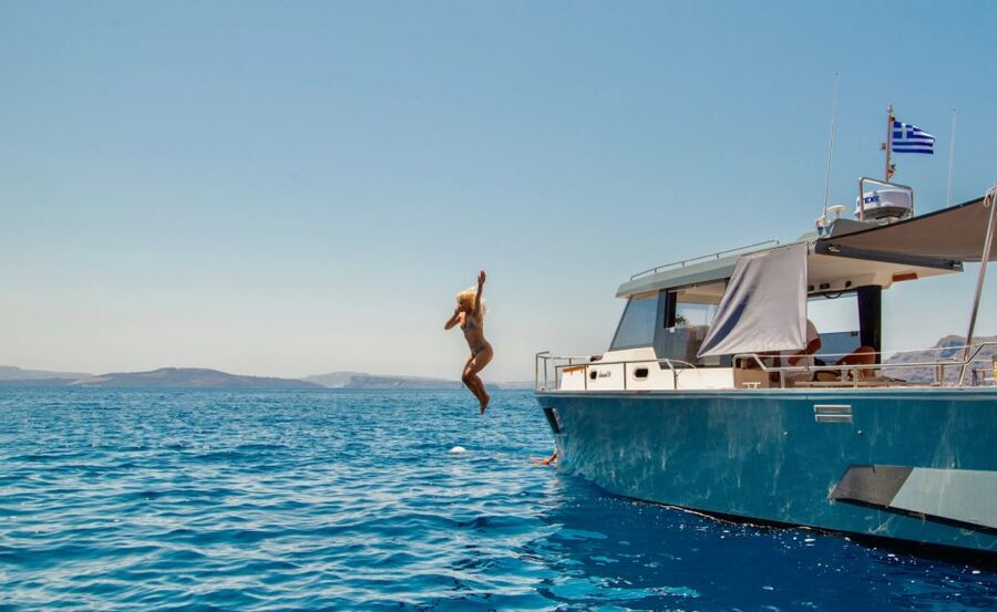 Santorini: Private Diamond 36 Motor Yacht Caldera Cruise - A private way to see Santorini from the sea