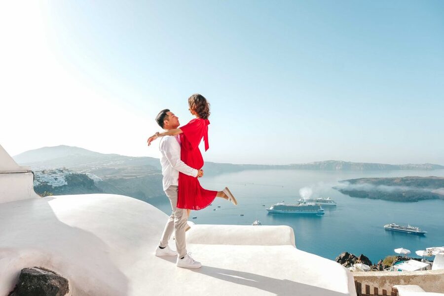 Santorini Private Photoshoot - Who will get the most from this experience