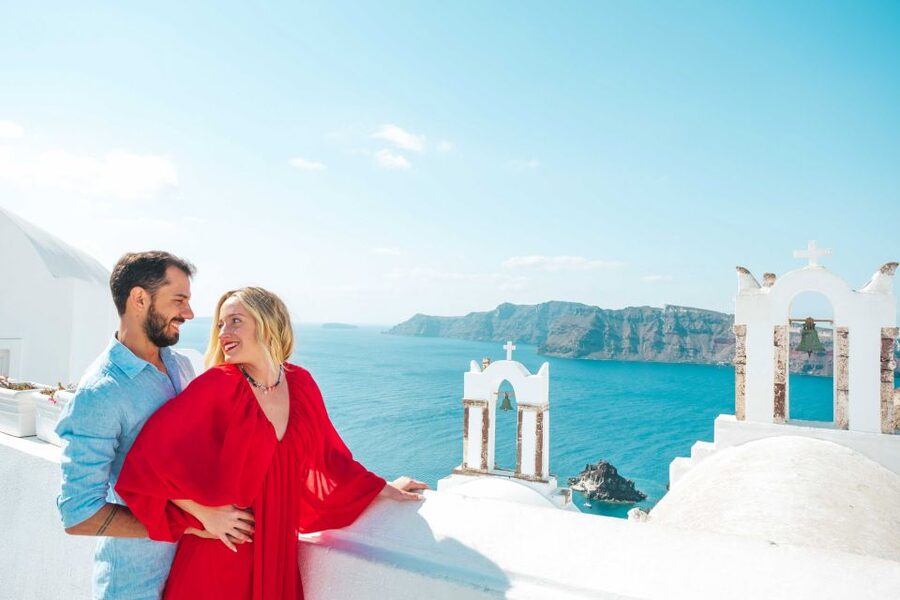Santorini Private Photoshoot - The quality question you should take seriously