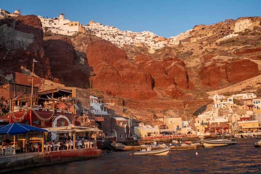 Santorini: Private Sightseeing Tour with Local Guide - Three hours or seven hours: choose your pace carefully