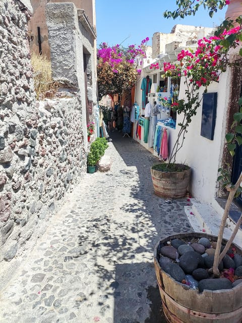 Santorini: Private Sightseeing Tour with Local Guide - Firostefani adds a calmer caldera viewpoint