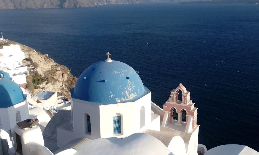Santorini: Small-Group Highlights Tour of Venetian Castles - Megalochori and the music of Symposion