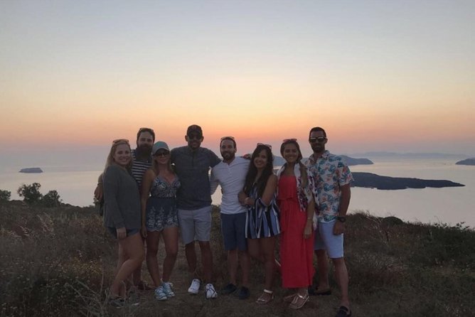 Santorini Sunset Wine Tour with Santo Winery Views - What You Actually Drink and Eat