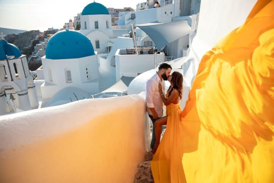 Santorini: Unique Flying Dress Photoshoot Experience - Booking details that affect your decision