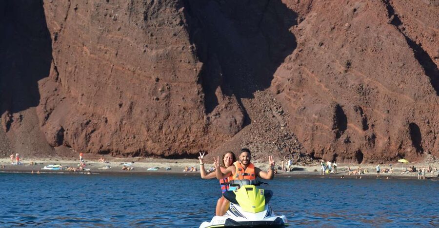 Santorini:Volcanic Beaches Cruise With Jet Ski - Akrotiri Lighthouse and the return ride