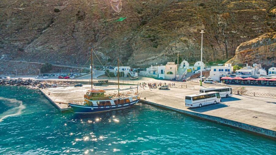 Santorini Volcano, Hot Springs Adventure - Guides, languages, and the pace of the day