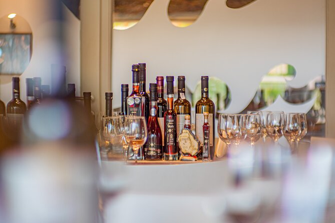 Santorini: Wine Tour with Sunset in Oia - The road between wineries and Oia